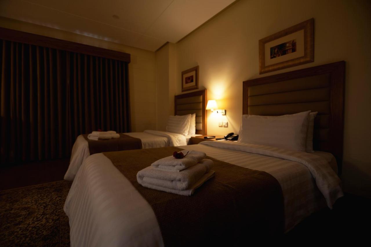 Hotel One Tariq Road Multan Exterior photo