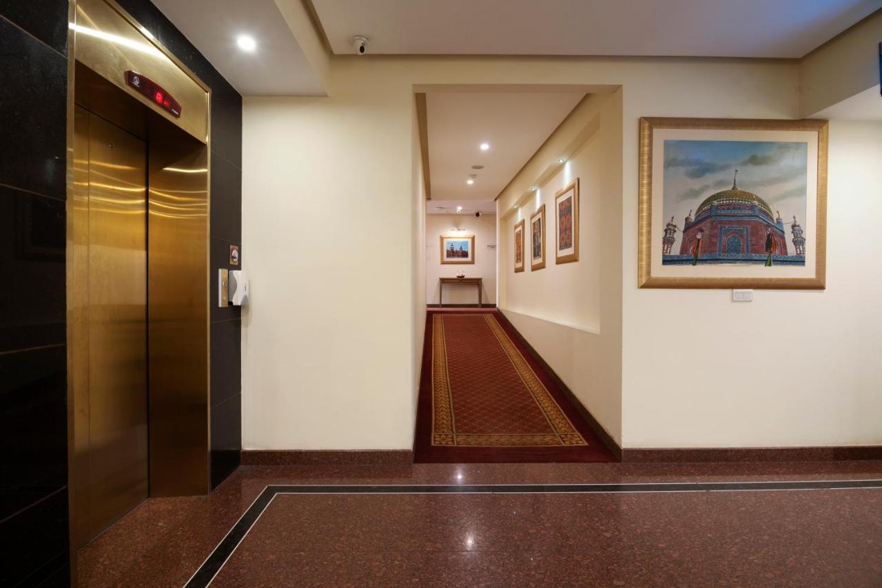 Hotel One Tariq Road Multan Exterior photo