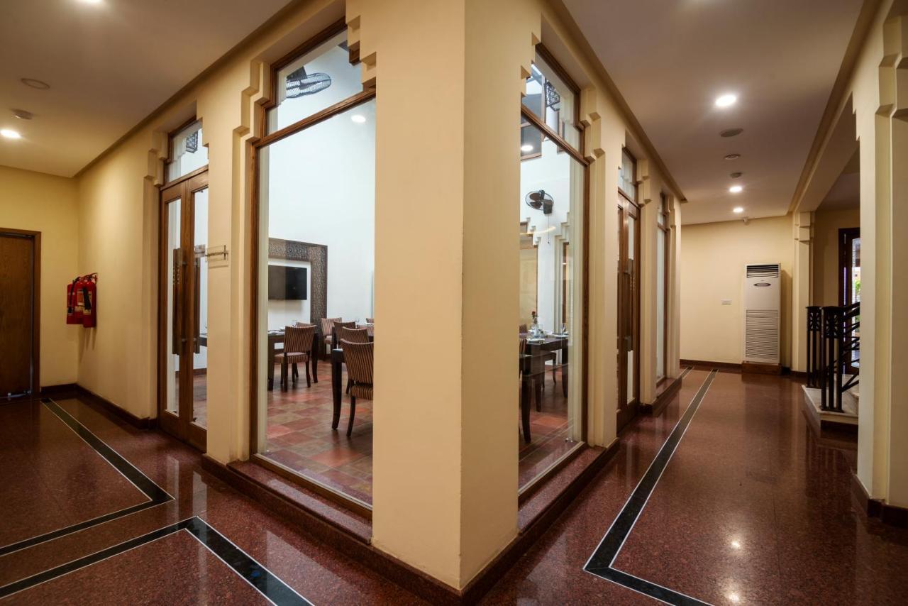 Hotel One Tariq Road Multan Exterior photo