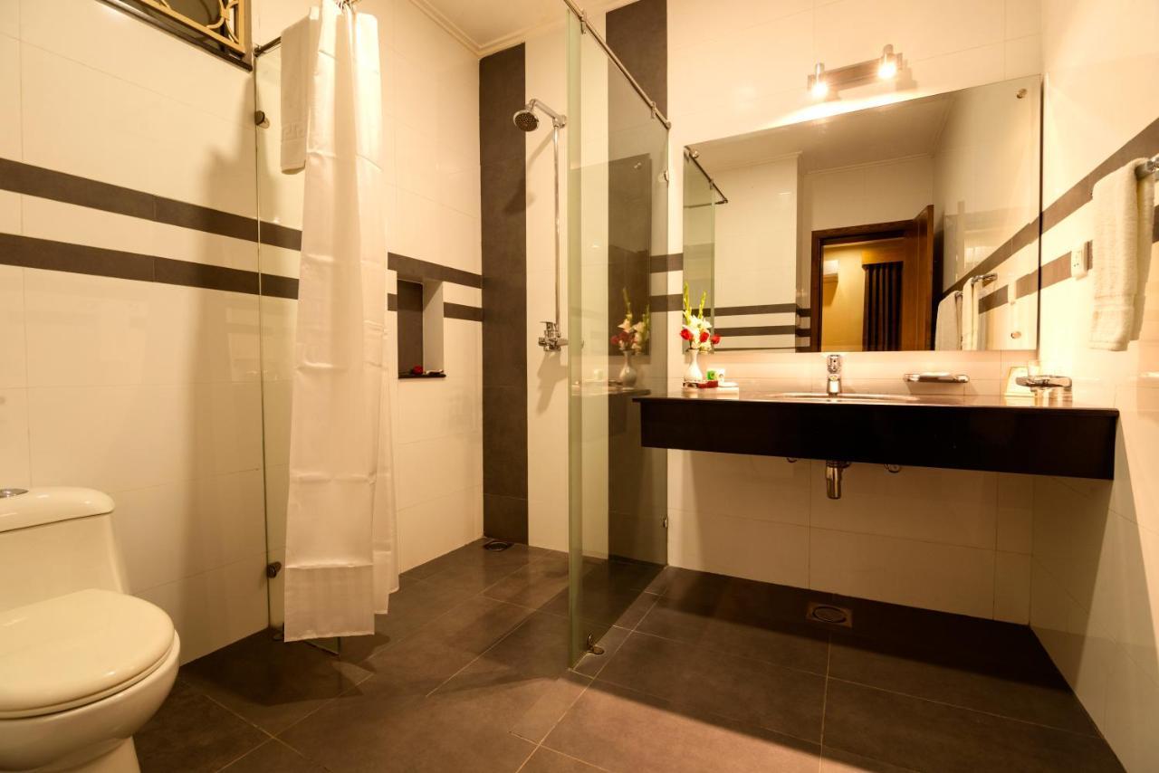 Hotel One Tariq Road Multan Exterior photo