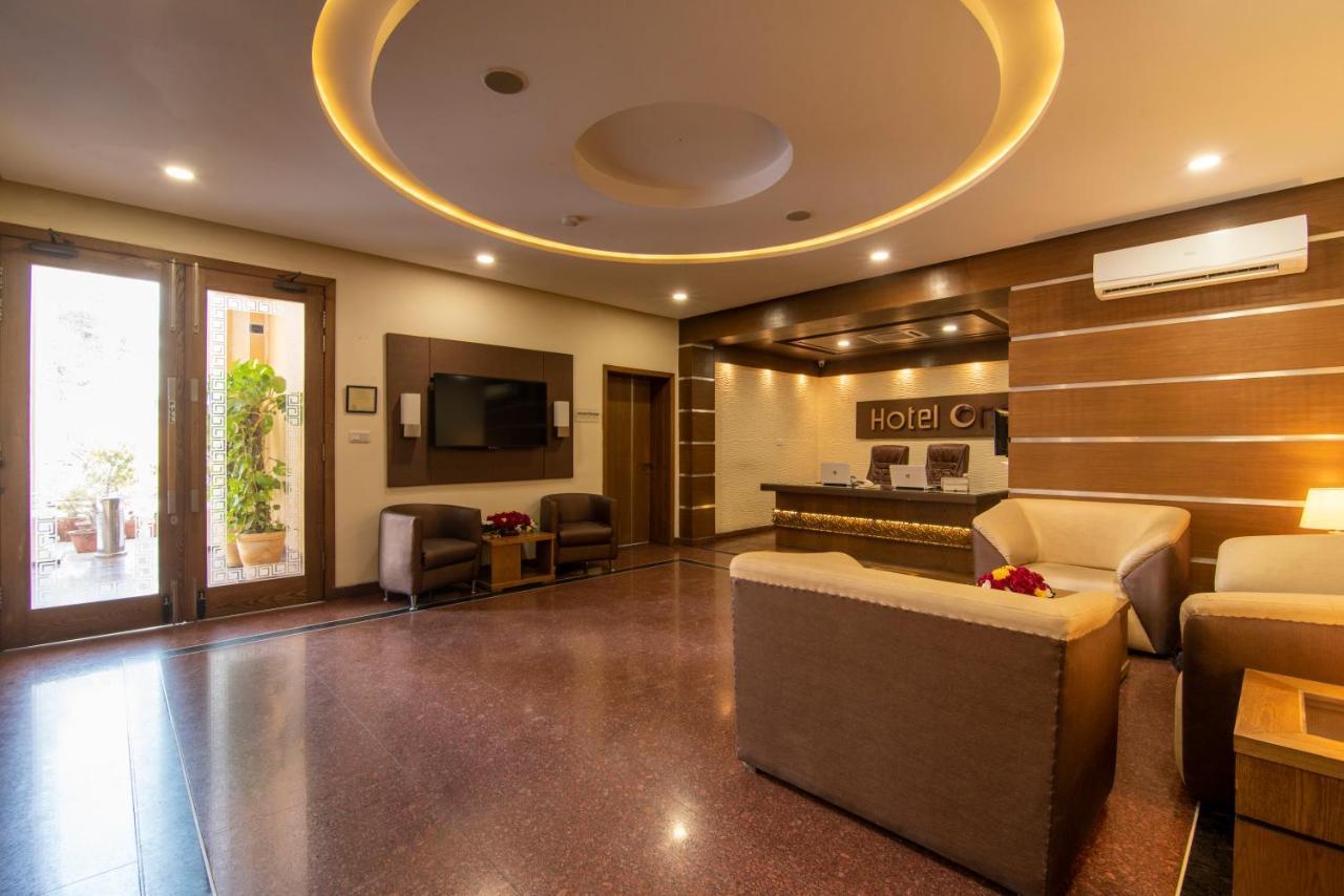 Hotel One Tariq Road Multan Exterior photo