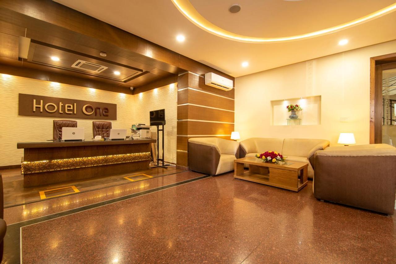 Hotel One Tariq Road Multan Exterior photo